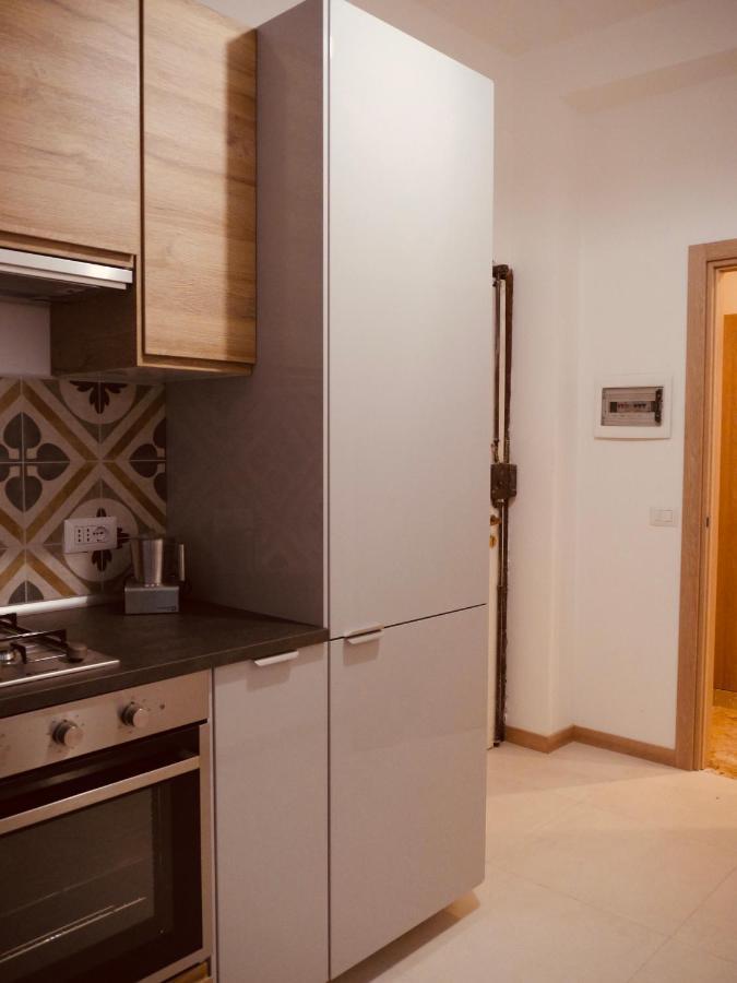 Casa Ling -Ac - Parking-2Bathrooms Como Eksteriør billede