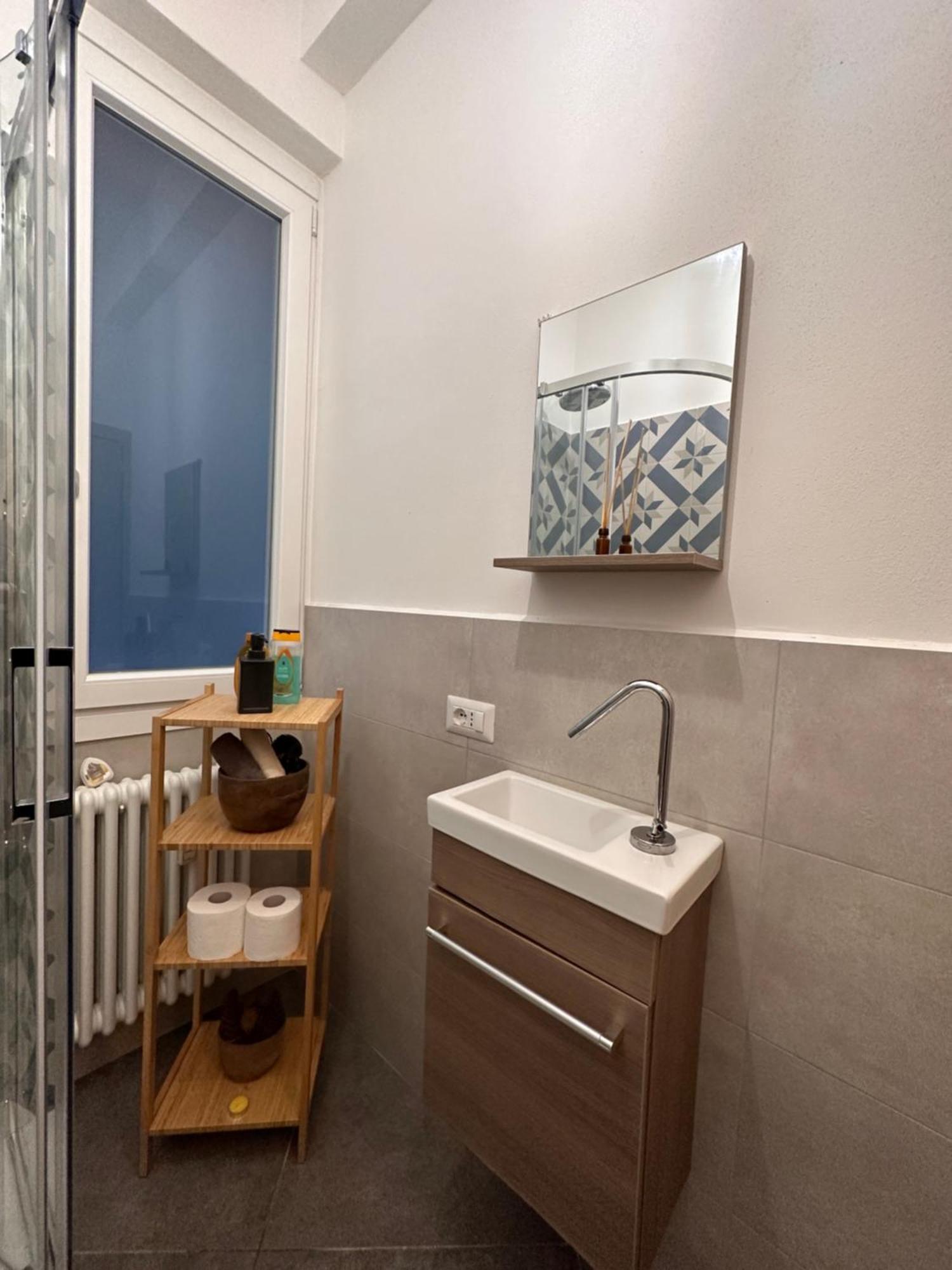 Casa Ling -Ac - Parking-2Bathrooms Como Eksteriør billede